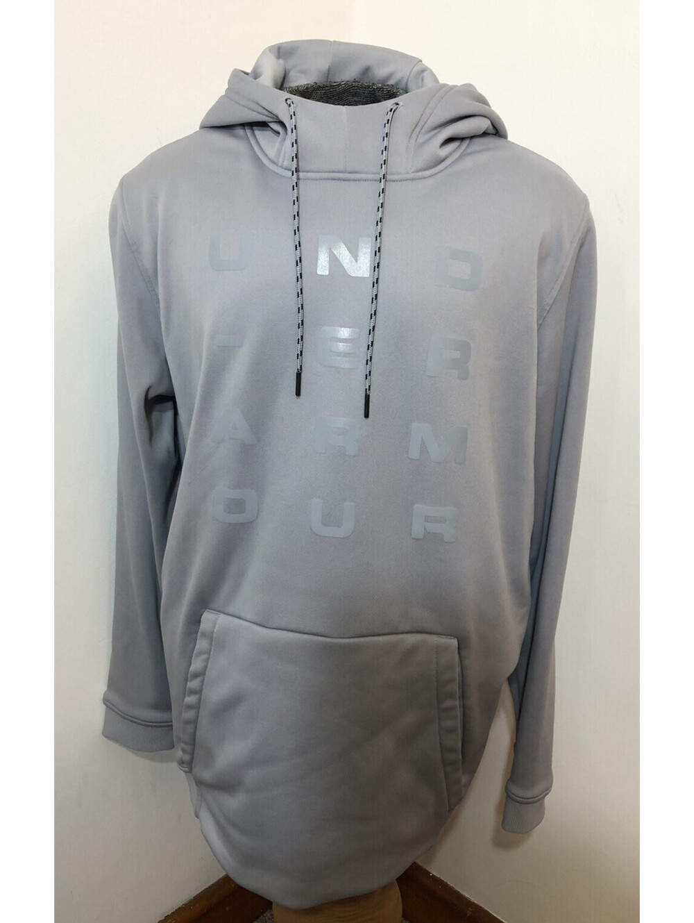 Under Armour Cold Gear Mens 2XL Hooded Pullover Sweatshirt Grey Tonal Logo Pouch